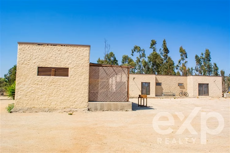 Vendo Casa Limache 220M2, 4D, 3B, 4 estac, Parcela 5975M2