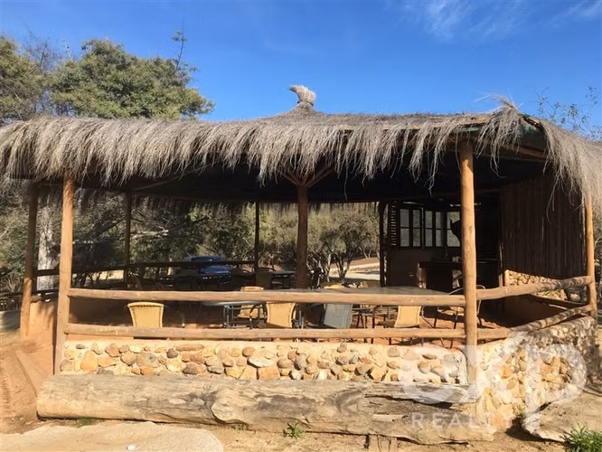 Vendo Casa Limache 220M2, 4D, 3B, 4 estac, Parcela 5975M2