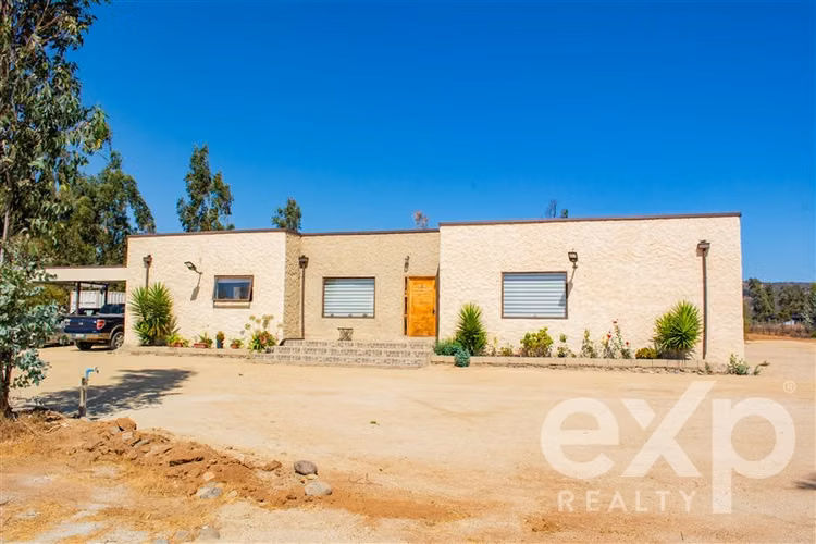 Vendo Casa Limache 220M2, 4D, 3B, 4 estac, Parcela 5975M2