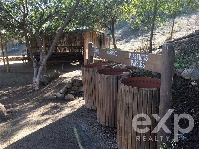Vendo Casa Limache 220M2, 4D, 3B, 4 estac, Parcela 5975M2
