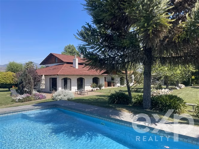 NEGOCIABLE, 2 casas en Loteo Santa Lucia!!! ideal 2 familias