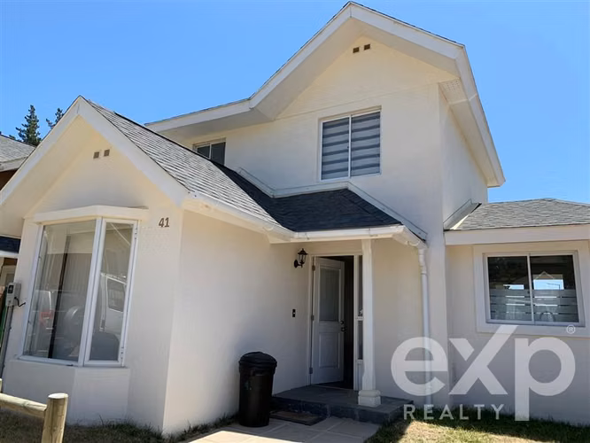 Casa en venta de 3 dorm 3 baños en Curauma Valparaíso