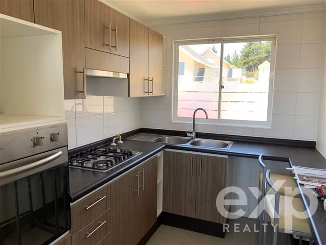Casa en venta de 3 dorm 3 baños en Curauma Valparaíso