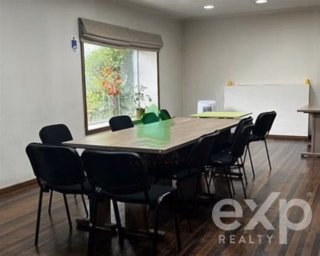 Vendo Oportunidad Casa-Oficina, gran terreno Centro Osorno