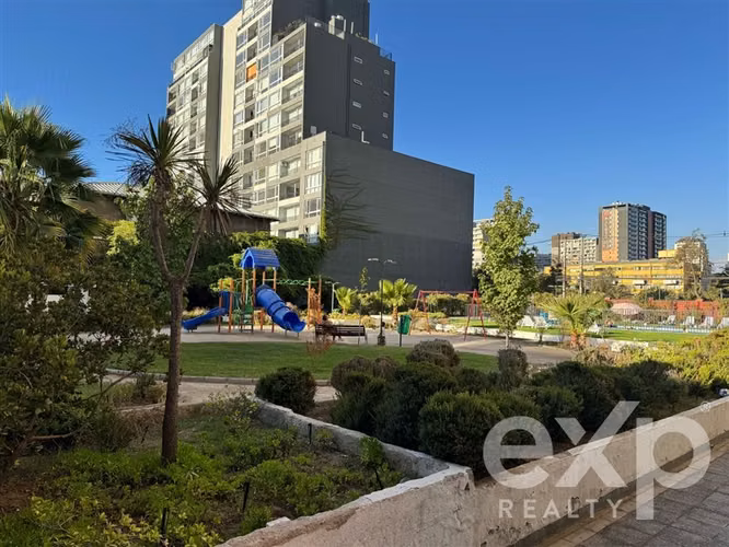 Departamento en venta de 3 dorm.2 baños salida metr en Ñuñoa