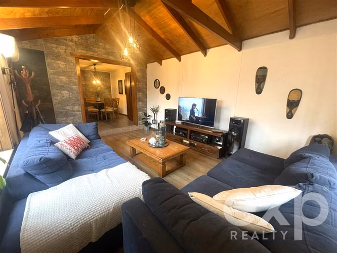 En Venta Casa en Av Ejercito Libertador