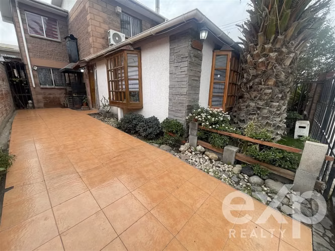 En Venta Casa en Av Ejercito Libertador