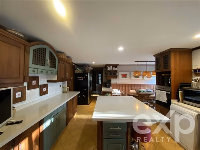 Venta casa 4 dorm.4 baños en Lomas del Carmen, Temuco