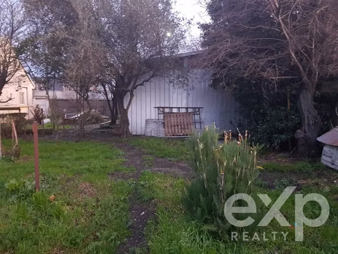 Casa y sitio en venta excelente Conectividad Concep - Thno.