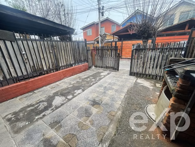 En Venta Casa en cercana a Metro Plaza de Puente Alto