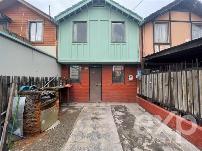 En Venta Casa en cercana a Metro Plaza de Puente Alto