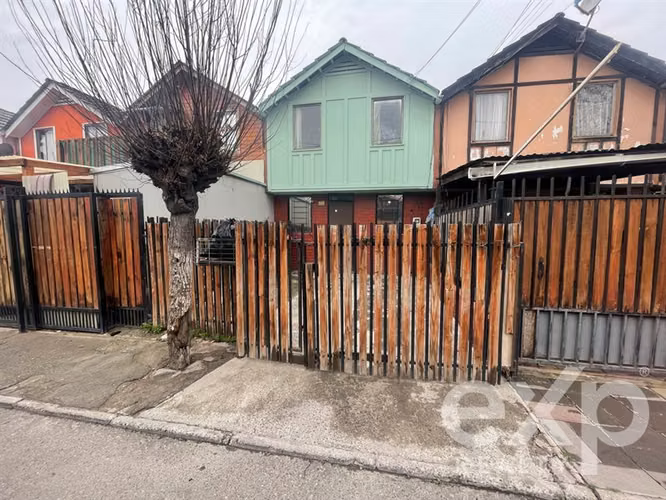 En Venta Casa en cercana a Metro Plaza de Puente Alto