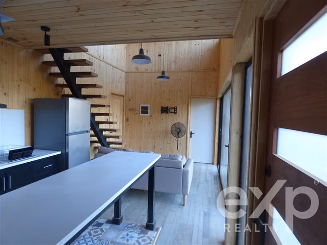 Casa en venta con vista al lago, 3D, 2B en sector Aquelarre