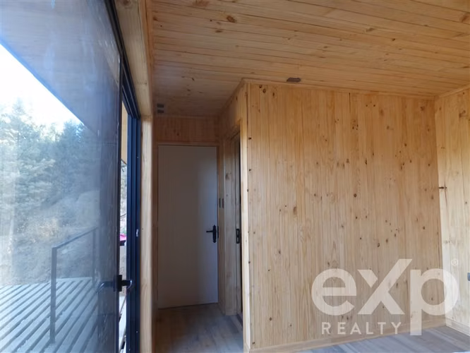 Casa en venta con vista al lago, 3D, 2B en sector Aquelarre