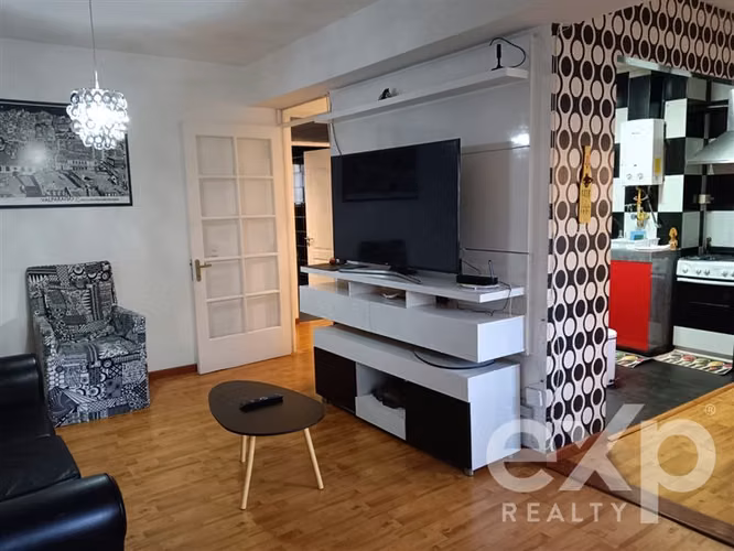 Departamento en Recoleta, para inversión o residencia.