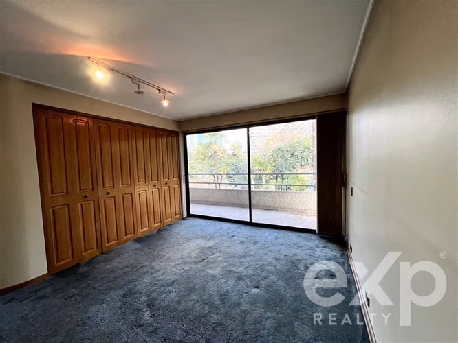 Exclusiva Casa en Pedro de Valdivia Norte 850 m de Terreno
