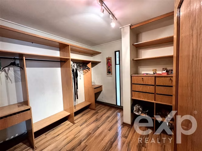 Exclusiva Casa en Pedro de Valdivia Norte 850 m de Terreno
