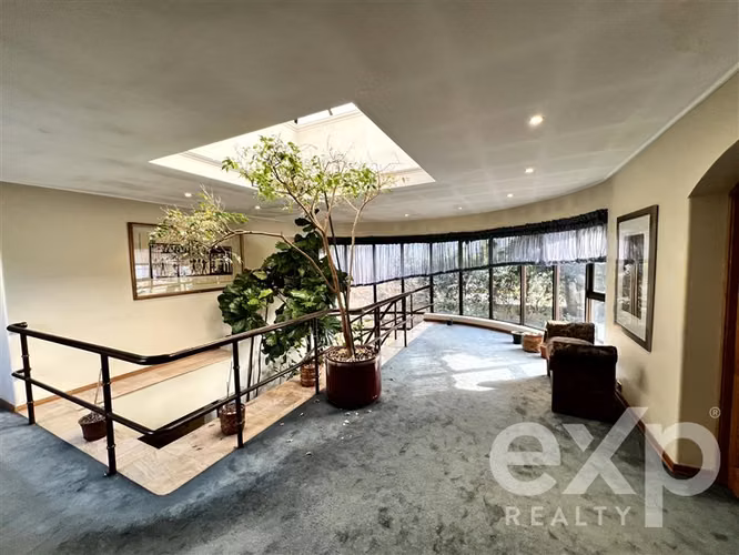 Exclusiva Casa en Pedro de Valdivia Norte 850 m de Terreno