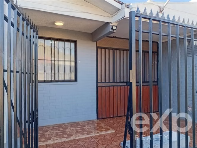 Casa en venta de 3 dorm. en Lampa