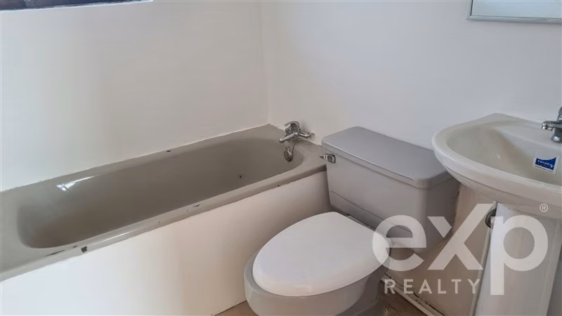 Casa Comercial en venta de 5 dorm. en Viña del Mar