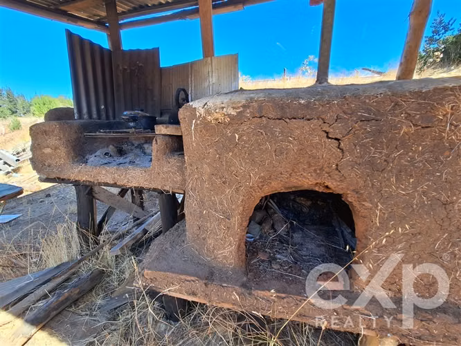 Venta de sitio con casa en Pichilemu - Imagen 14