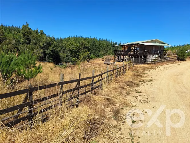 Venta Parcela con casa en Pichilemu