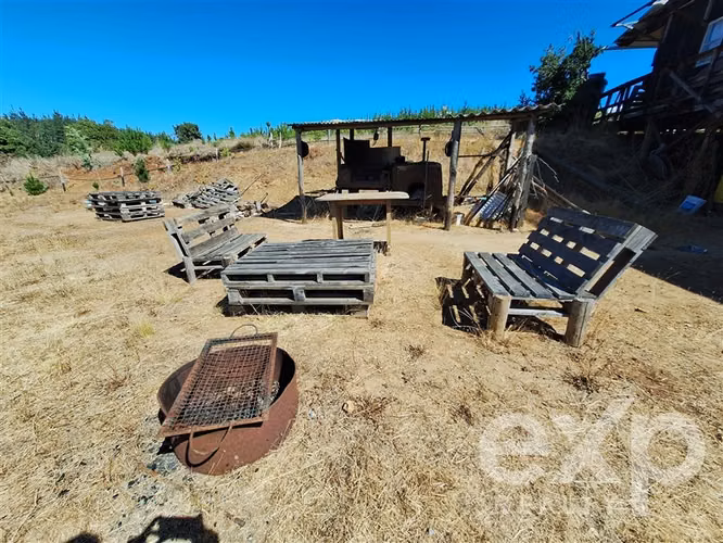 Venta Terreno con casa en Pichilemu