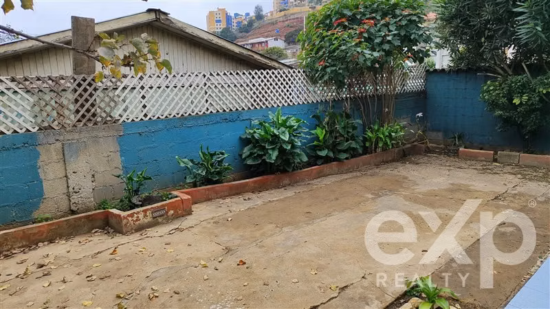 Casa en venta Sector Miraflores, pasos Iglesia de Piedra