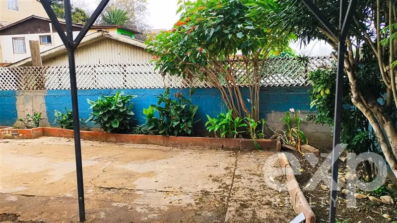 Casa en venta Sector Miraflores, pasos Iglesia de Piedra