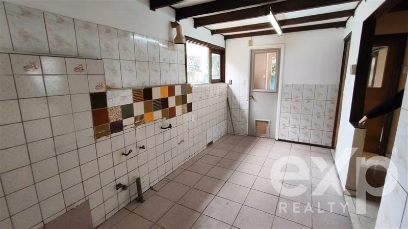 Casa en venta Sector Miraflores, pasos Iglesia de Piedra