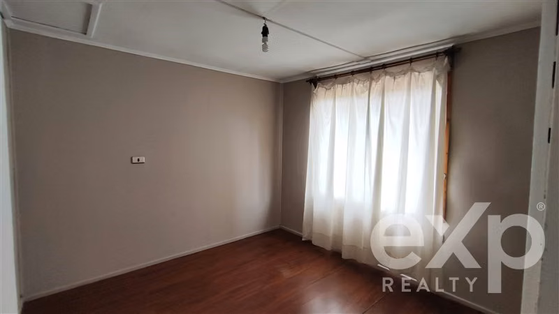 Casa en venta Sector Miraflores, pasos Iglesia de Piedra
