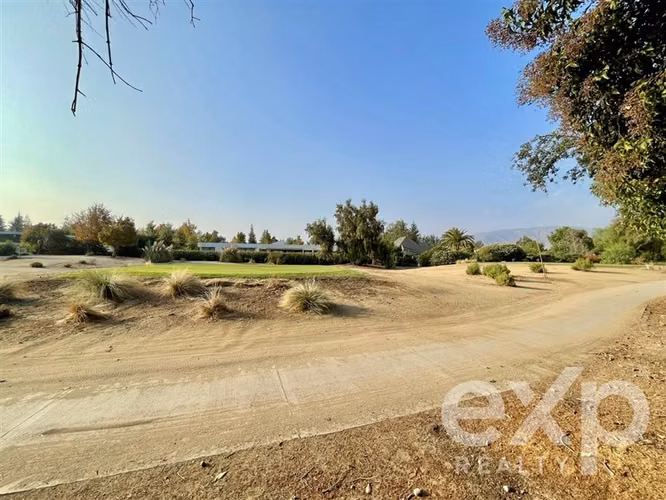 Sitio en venta Las Brisas de Chicureo 2.800 mts2 Vista Golf