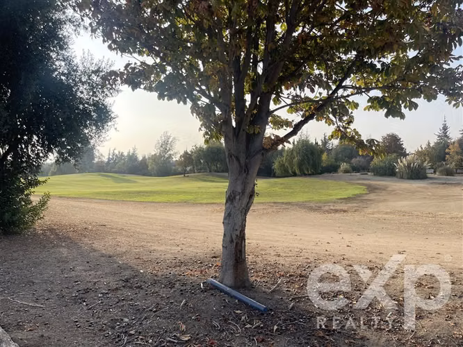 Sitio en venta Las Brisas de Chicureo 2.800 mts2 Vista Golf