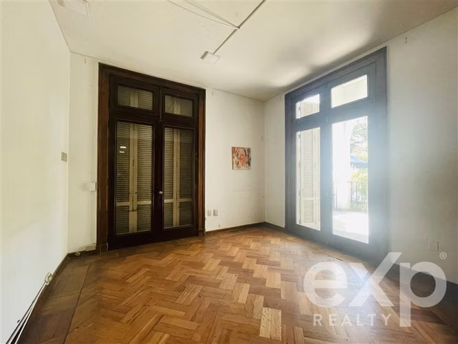 Oficina corporativa en arriendo Plaza Las Lilas - Metro Coló