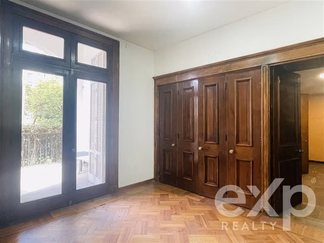 Oficina corporativa en arriendo Plaza Las Lilas - Metro Coló