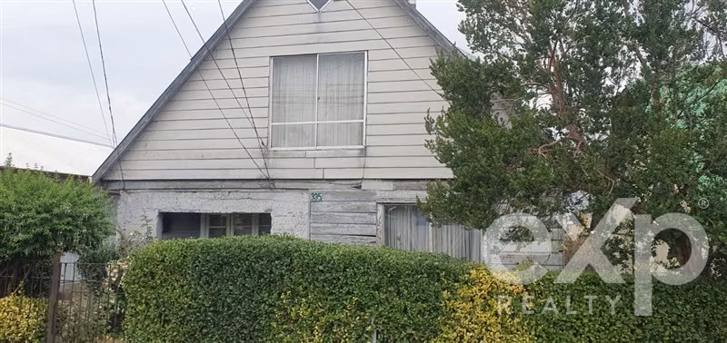 Terreno con 2 Casas en venta de 7 dorm. en Padre las Casas