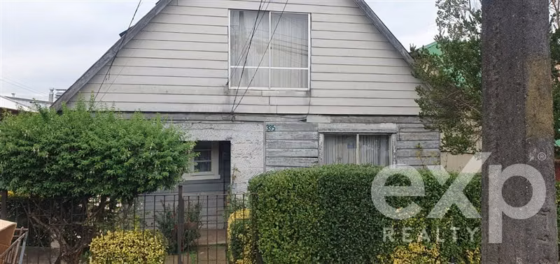 Terreno con 2 Casas en venta de 7 dorm. en Padre las Casas