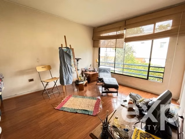 Casa en venta de 4 dorm. en Vitacura