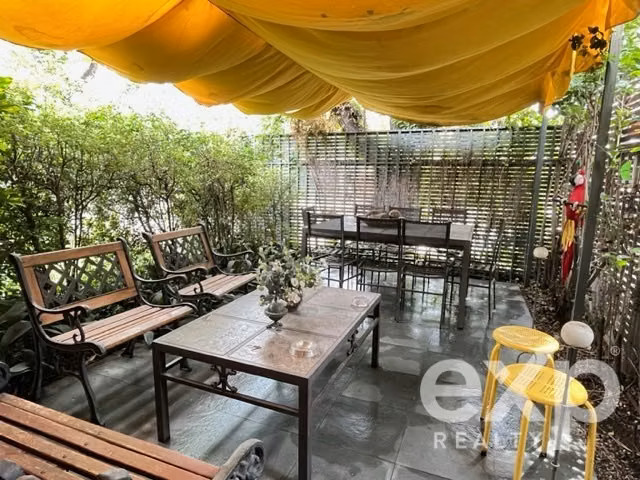 Casa en venta de 4 dorm. en Vitacura