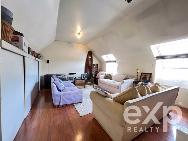 Casa en venta de 4 dorm. en Vitacura