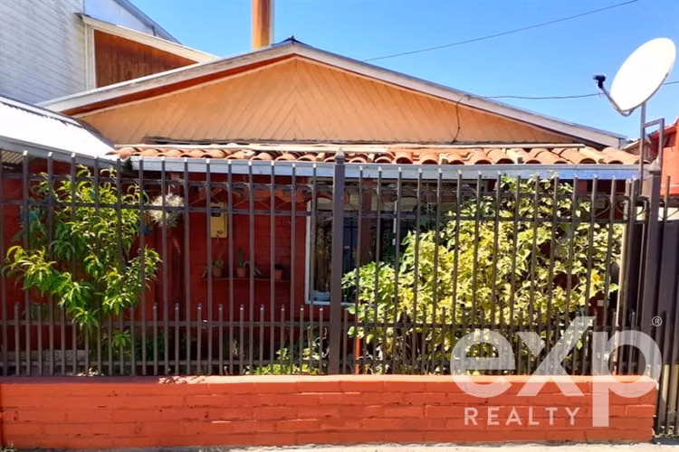 Casa en arriendo de 5 dorm. en Chillán