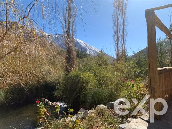Proyecto Turístico con Río Cristalino 4 Cabañas en Alcohua