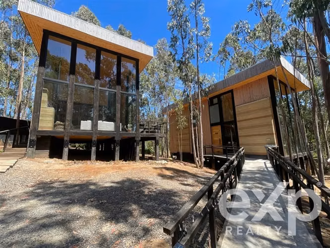 Boutique Lodge Con Cabañas En Funcionamiento