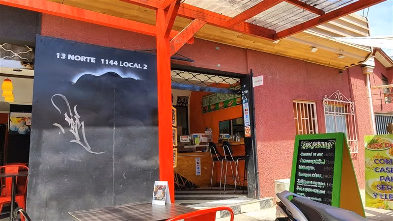 Venta Espectacular Casa uso Comercial Plan de Viña Oriente