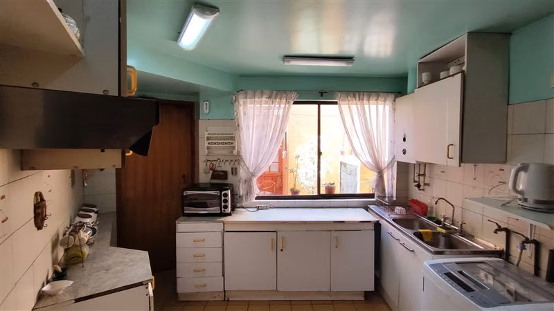 Venta Espectacular Casa uso Comercial Plan de Viña Oriente