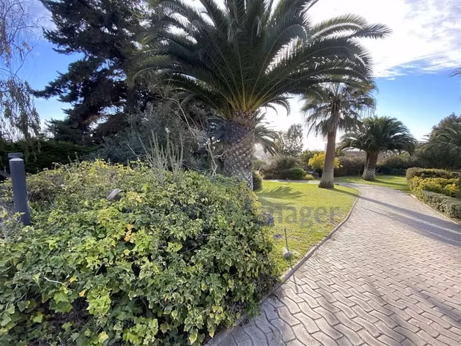 Casa en venta de 5 dorm. en Santa Mónica, Coquimbo