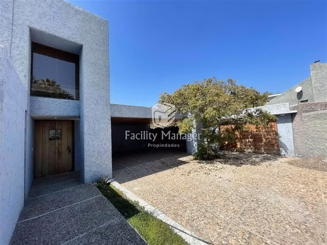 Casa condominio privado de 6 dorm., Santa Mónica, Coquimbo
