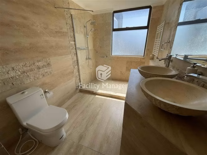 Casa condominio privado de 6 dorm., Santa Mónica, Coquimbo