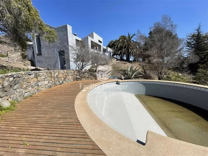 Casa en arriendo de 6 dorm., Santa Mónica, Coquimbo