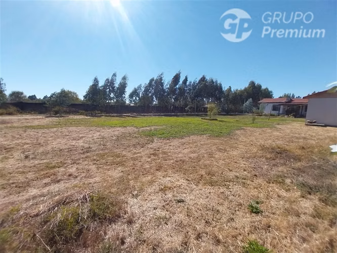 Venta de Parcela con Casa en Yerbas Buenas